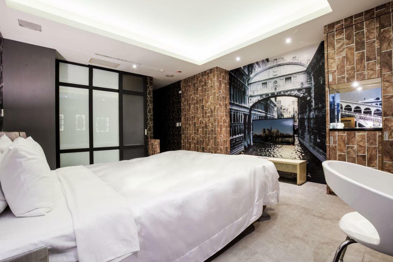 Duo Romance Hotel Hualien Exterior foto